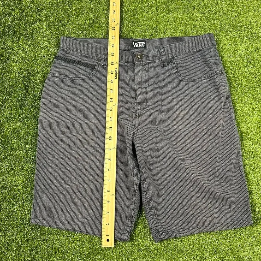 Vans Men's Grey and Black Shorts